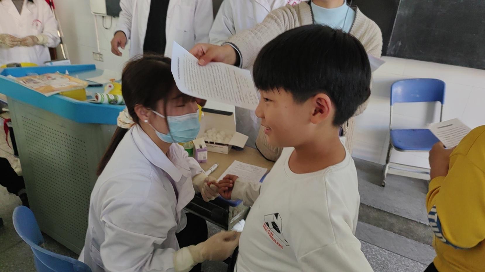 濂溪区姑塘镇卫生院为学生免费筛查乙肝抗体，保障学生身体健康  第2张