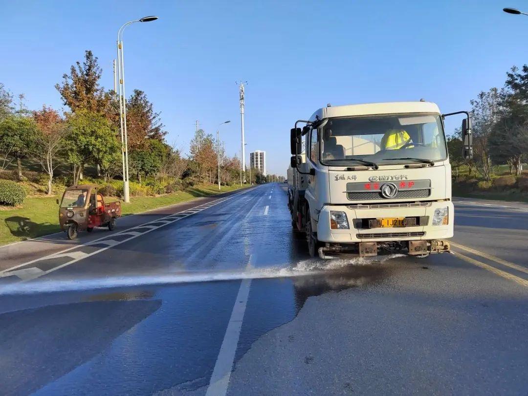 咸安区公路管理局全员上阵，打响国省干线公路大气污染防治攻坚战  第2张