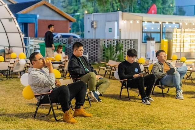 80 余名单身青年缘聚金秋，这场联谊活动为何如此火爆？  第8张