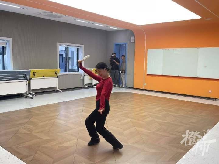上城区小营街道第 3 个幸福邻里坊开馆，马师傅担任讲解，快来看看吧  第7张