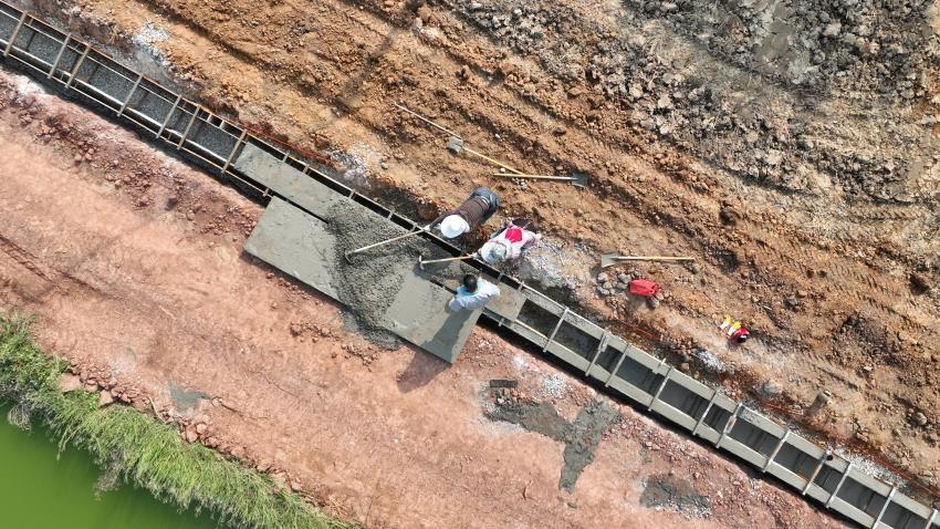 19.86 公里河道治理工程即将竣工，龙南市冬修水利热潮如火如荼  第2张