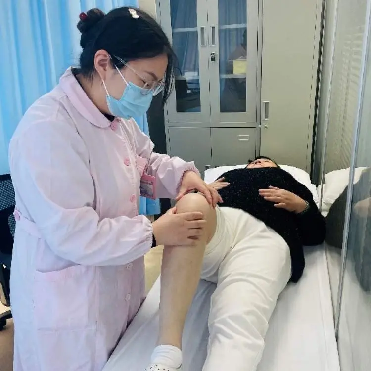家门口的专科护理服务来了！上海已建成 84 家社区护理中心，你家附近有吗？  第3张