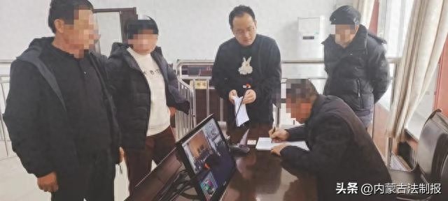 邻里纠纷如何化解？法官调解化怨气为和气，维护社会和谐稳定
