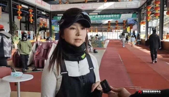 和政县冰雪季来袭!松鸣岩滑雪场新雪质松软,滑雪爱好者争相体验 第2张 和政县冰雪季来袭!松鸣岩滑雪场新雪质松软,滑雪爱好者争相体验 第2张