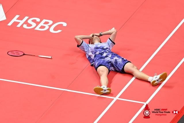 国羽女双新星闪耀世界巡回赛，20岁刘圣书21岁谭宁势不可挡  第3张