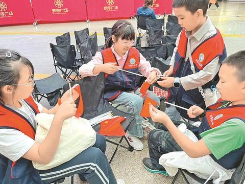 1 元钱如何在陌生城市生存？达报小记者挑战不可能  第2张