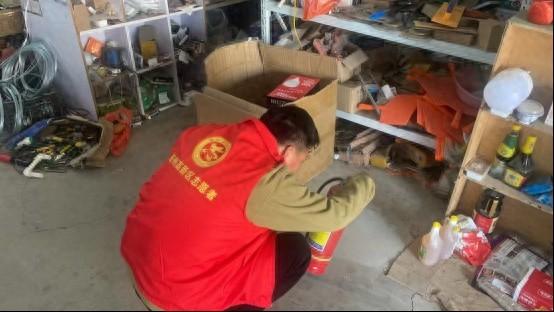 国庆假期后，第八社区管理中心对企业单位、九小场所开展安全生产大检查，确保安全  第1张