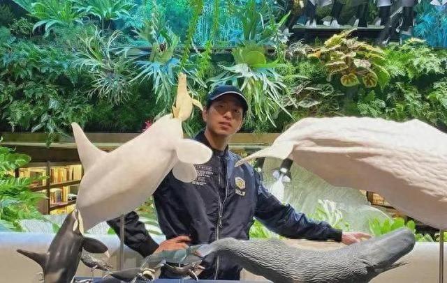 20 年不工作，住豪华住宅，却被女儿折磨，他就是最强大脑水哥