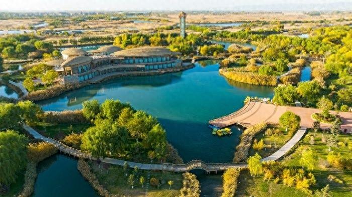 张掖国家湿地公园，如梦如幻的秋日胜境，承载着历史文化的璀璨明珠  第1张