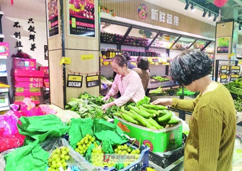 菜价终于降了！市民欢呼：菜篮子轻了，生活更美好