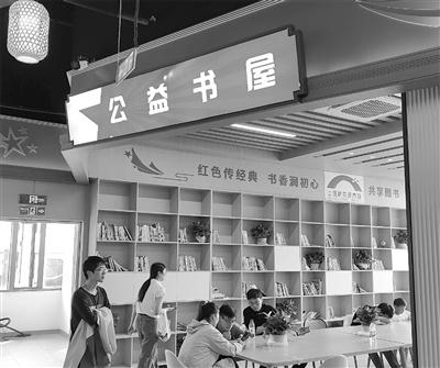 你绝对想不到！这个农贸市场除了买菜，竟然还有这些服务  第1张