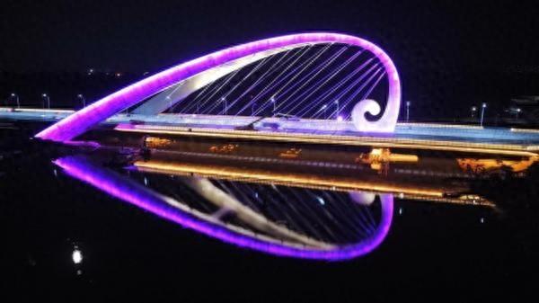 1060 米！7700 吨！4800 吨！河北香河王家摆特大桥震撼通车  第1张