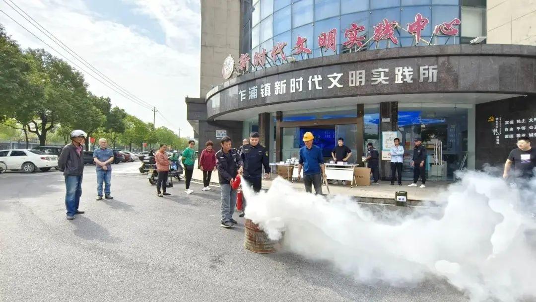 国际减灾日：嘉兴秀洲区上演逼真火灾逃生演练，师生直呼太真实  第9张
