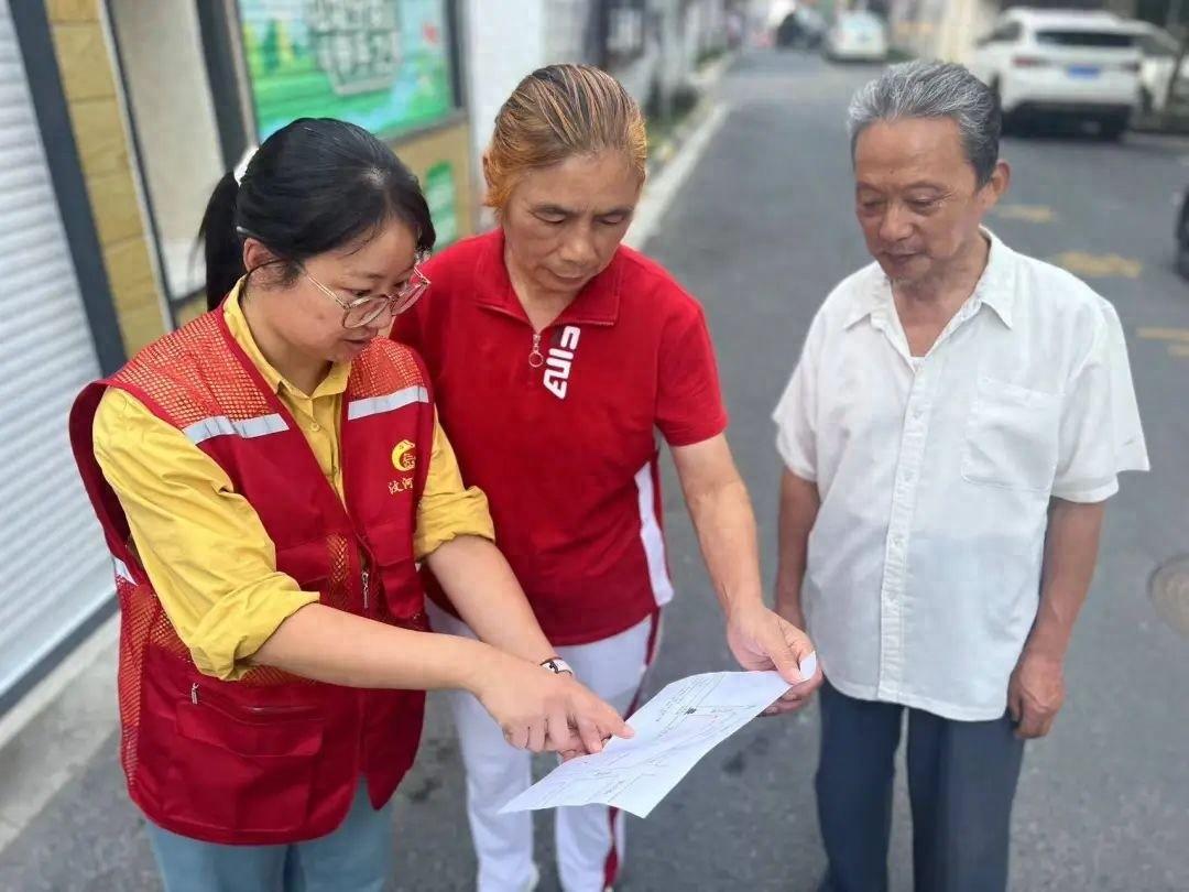 国庆游扬州，文明驿站助游客，服务暖心获点赞  第1张