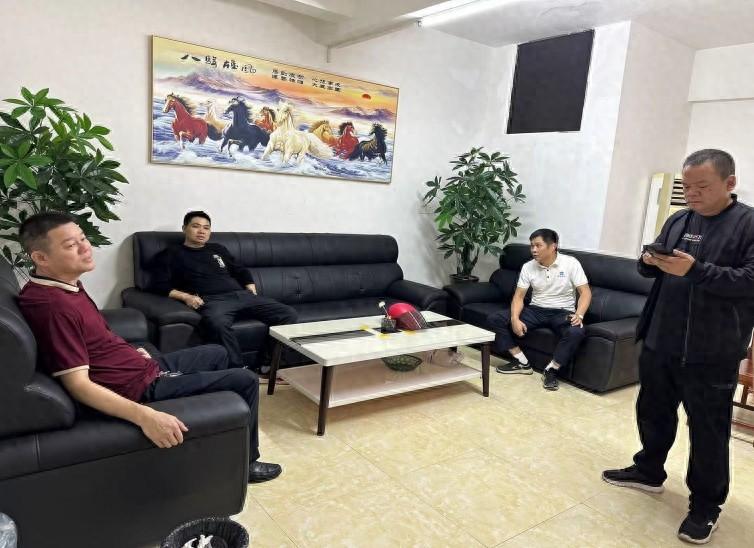 桂阳县自来水有限公司加强二次供水清理整顿，保障居民用水安全
