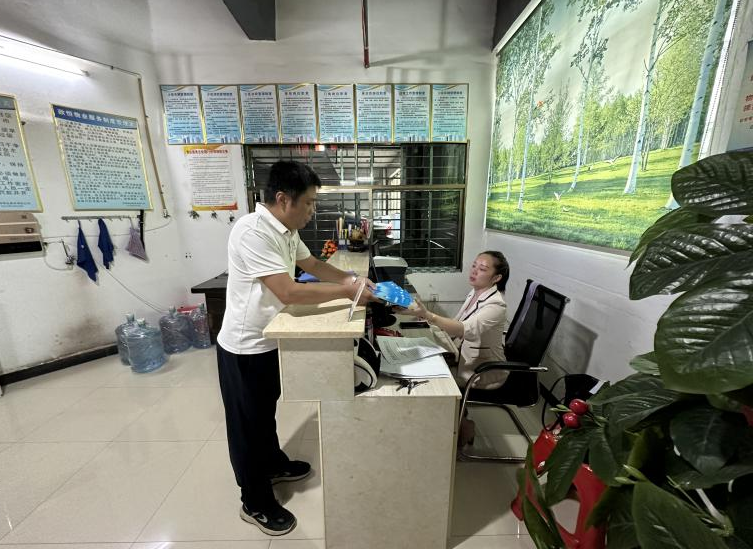 桂阳县自来水有限公司加强二次供水清理整顿，保障居民用水安全  第2张