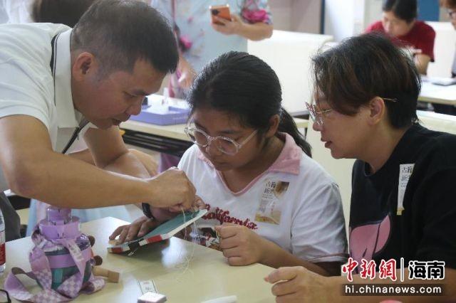 古籍新生！海南省图书馆 2024 年中华传统晒书活动盛大开幕，快来一探究竟  第2张
