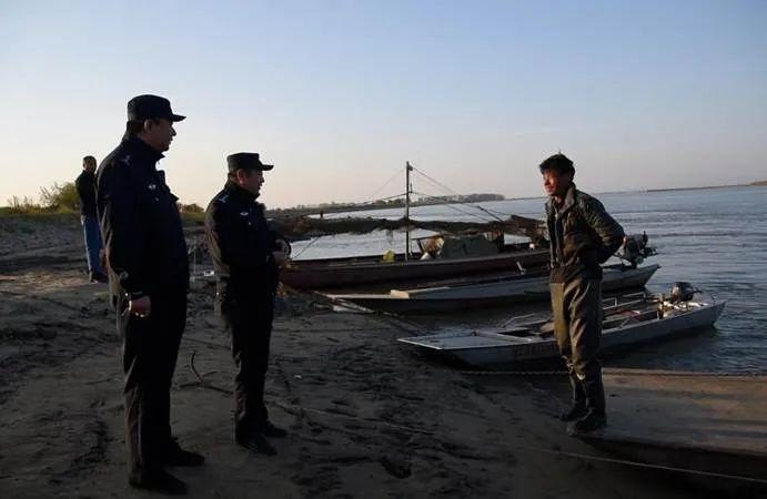 哈尔滨警方零容忍打击电鱼，守护松花江生态安全  第5张