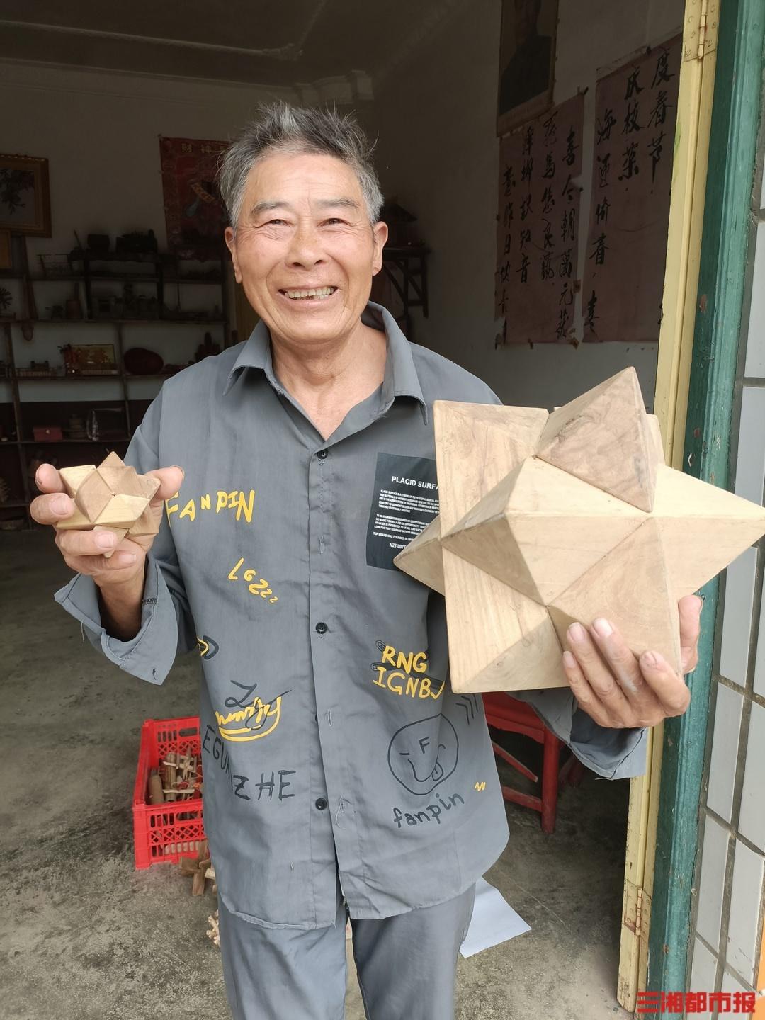 80 岁残疾老人 65 年坚持木工手艺，他的木雕工艺品到底有多神奇？  第3张
