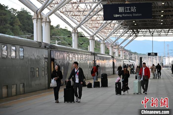 Y752/754 次列车：十年运送旅客超千万人次，带你领略不一样的云南之美  第6张