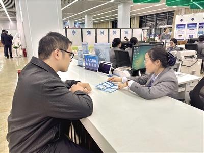 郑东新区政务服务局联合多部门，为企业提供一站式服务，提升报装接入便利性  第1张