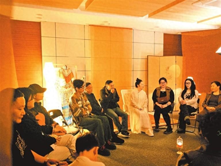 走近戏曲明日之星，探寻他们如何在新时代舞台上闪闪发光