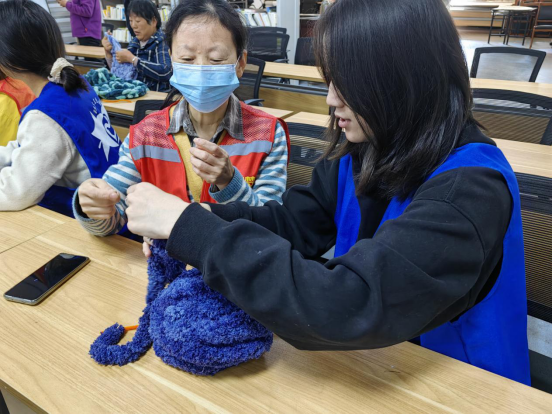 巧手编织邻里情，温情立冬暖人心！马群街道蛇盘社区联合工会活动圆满举行  第2张