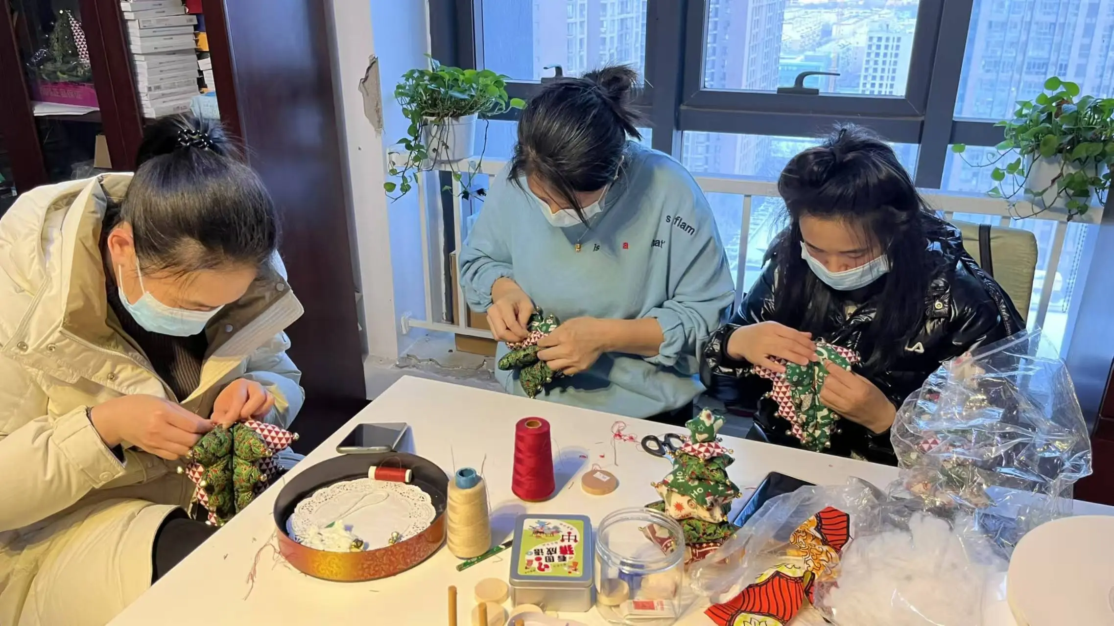 外卖骑手带患儿跑单视频竟是虚假摆拍?真相令人 第5张 外卖骑手带患儿跑单视频竟是虚假摆拍?真相令人 第5张