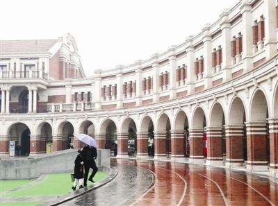 津城降雨持续，今日上午逐渐结束，冷空气 15 日来袭  第1张