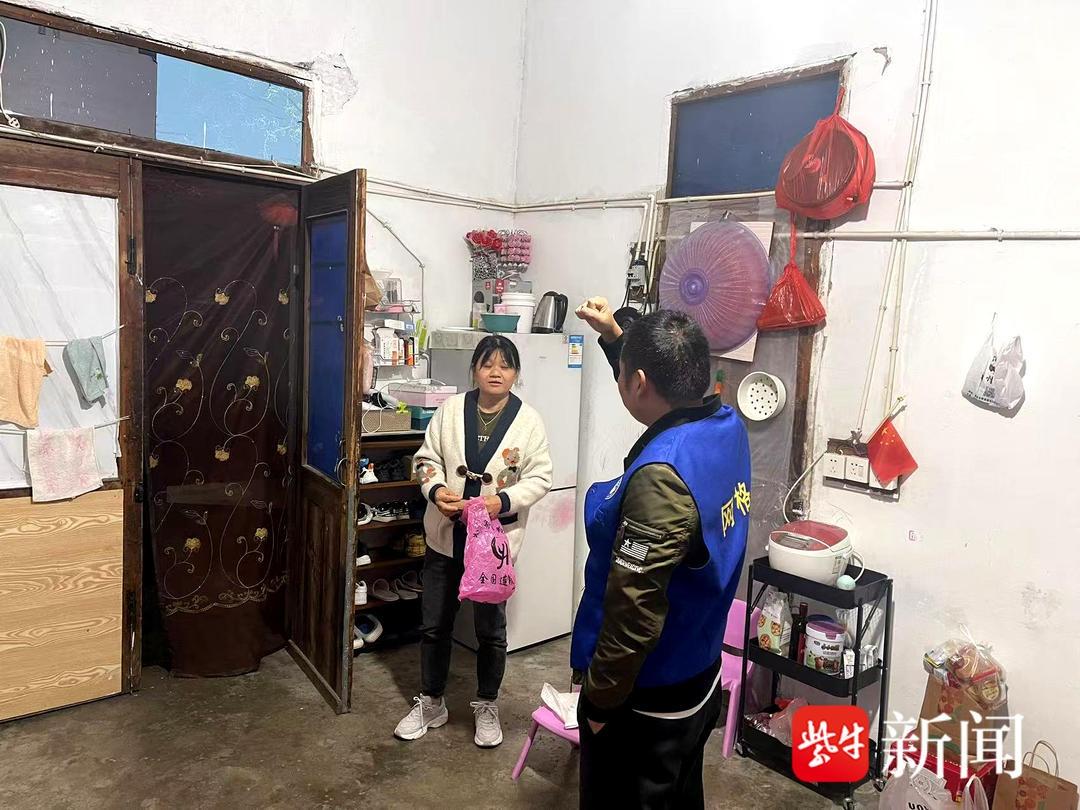 安全无小事！常熟市碧溪街道港南村开展消防安全夜查，这些隐患你家有吗？  第3张