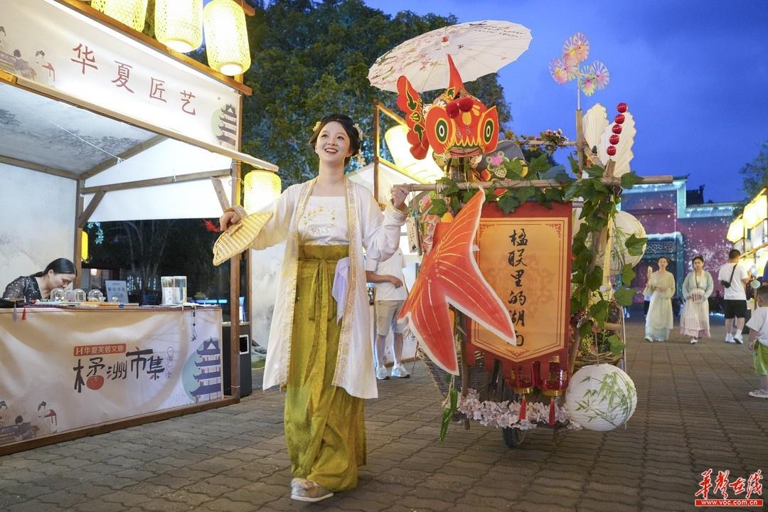 夜游长沙攻略，带你感受中国式现代化的万千气象  第2张