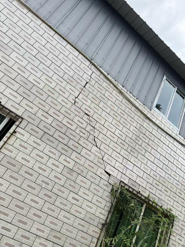 成都自建房安全专项行动持续推进，这些地方存在安全隐患  第3张