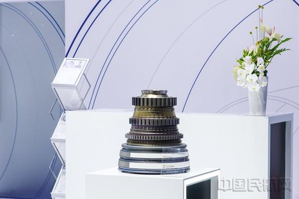 V2500 发动机核心单元体高压压气机亮相珠海航展，展现顶尖技术实力  第2张
