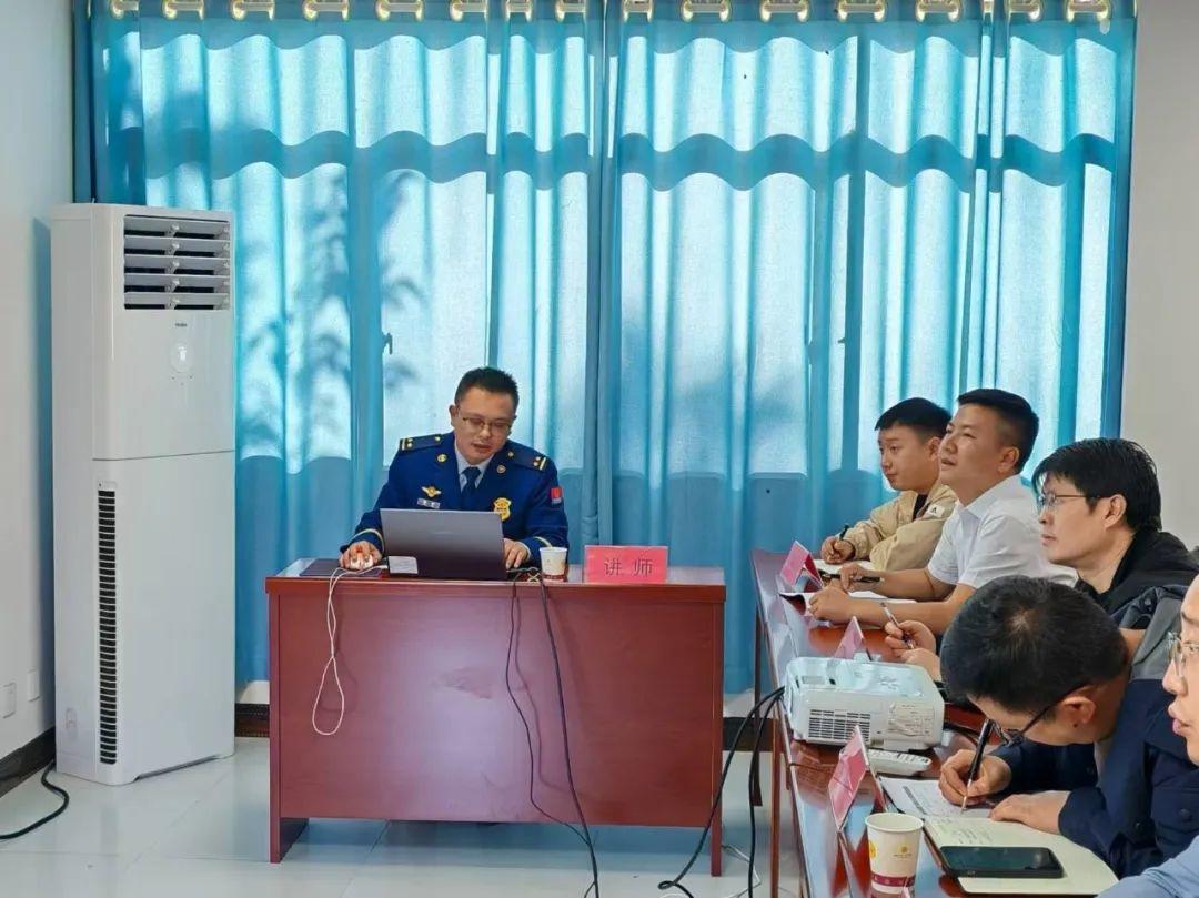 六盘水消防进企业，检查+培训双管齐下，筑牢秋冬防火墙  第4张