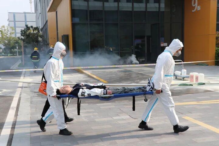 危险化学品泄漏引发火灾，苏州生物医药产业园消防环保应急演练顺利完成  第3张