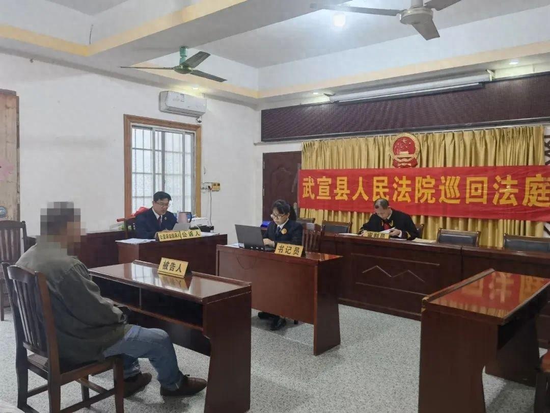 无证滥伐林木，竟达 11.628 亩，90.272 立方米
