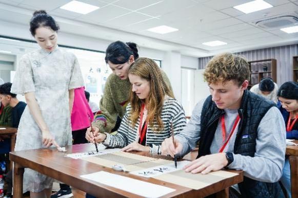 中美青年文化交流研修营：一场穿越古今的友谊之旅  第4张