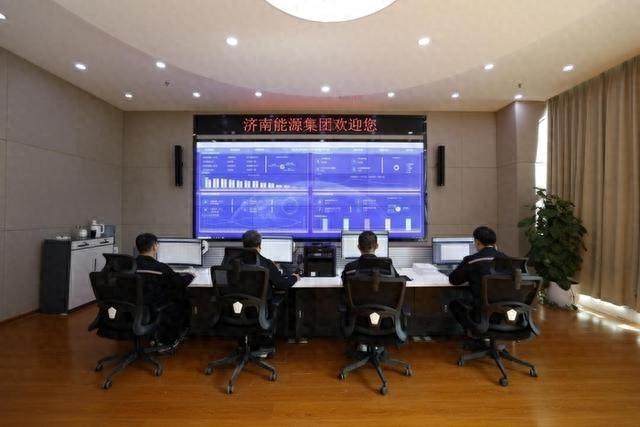 15 日零时济南正式供暖！8000 公里供热管网、3200 座换热站已准备就绪，你家热了吗？  第1张