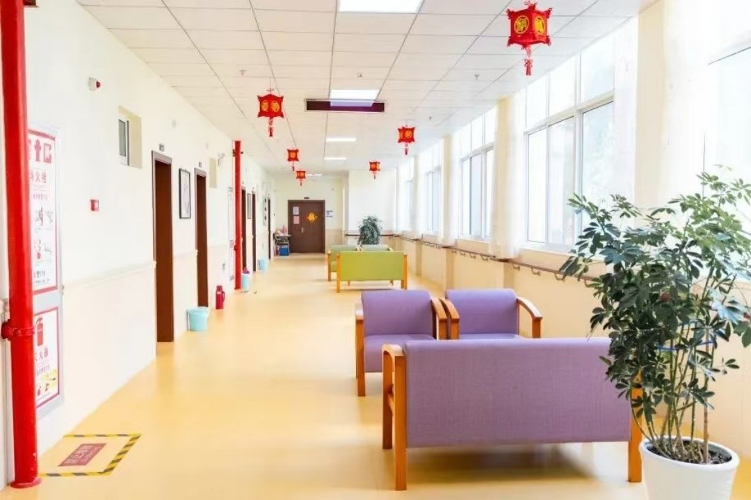 从护理小白到技师：金娜如何用爱心和专业治愈认知障碍老人的心灵  第2张