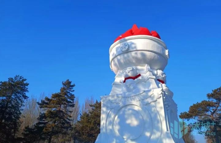 震撼！太阳岛雪博会首批雪雕作品惊艳亮相，传奇圣火磅礴气势点燃冰雪激情  第2张
