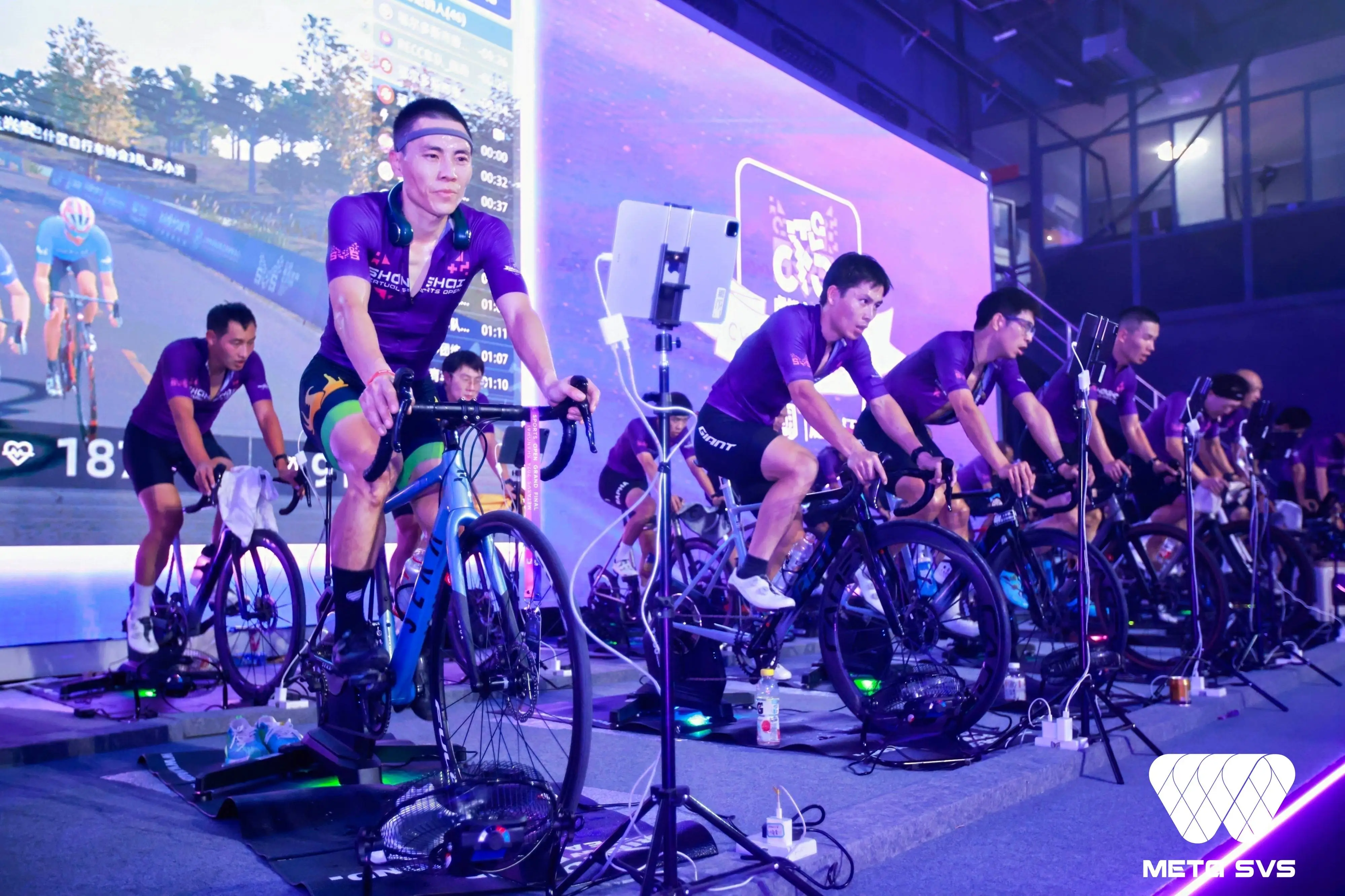 2024上海虚拟体育公开赛总决赛：电音派对与虚拟竞技的完美融合  第3张