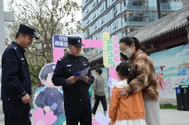 揭秘徐州市公安局鼓楼分局：70年坚守初心，铸就平安与发展的传奇