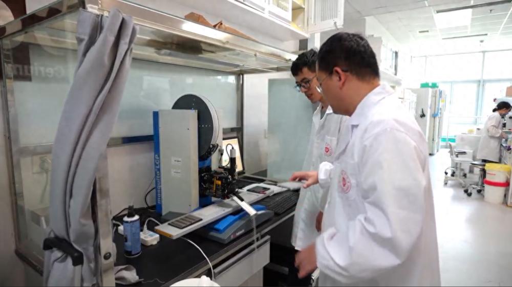 细菌竟有免疫系统？中国药科大学团队揭秘噬菌体感染新机制  第1张