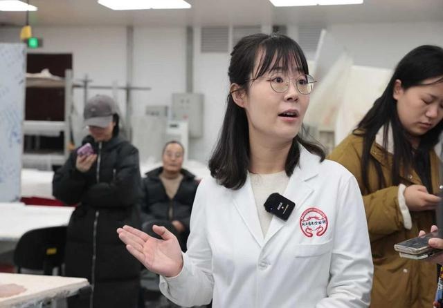 12月12日，黄河女儿行探秘陕历博，文物医生如何唤醒沉睡的千年瑰宝？  第3张
