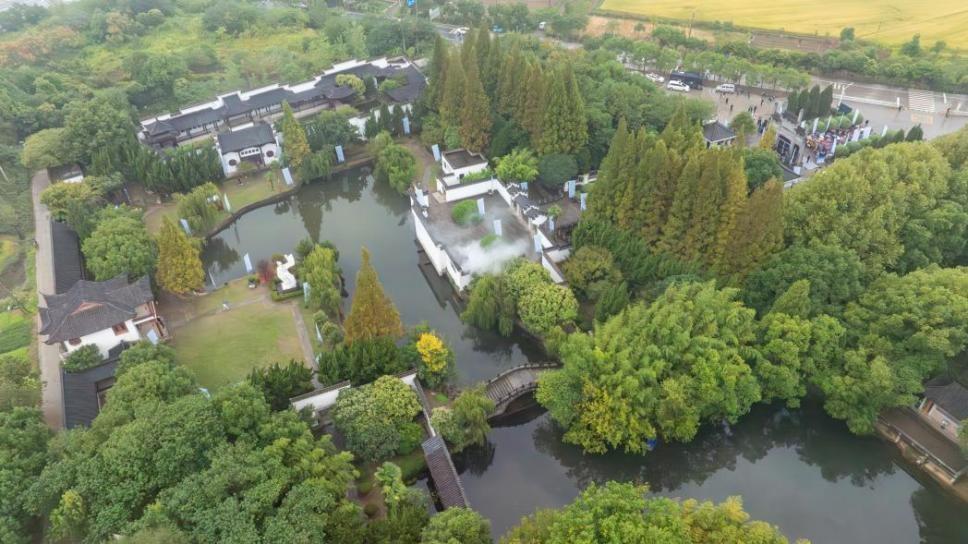 李白诗歌节：传承千年的承诺，谷氏家族 49 代守护李白墓园  第2张