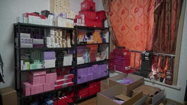 新华社记者揭开地下肉毒素黑色产业链，涉案金额超千万  第1张