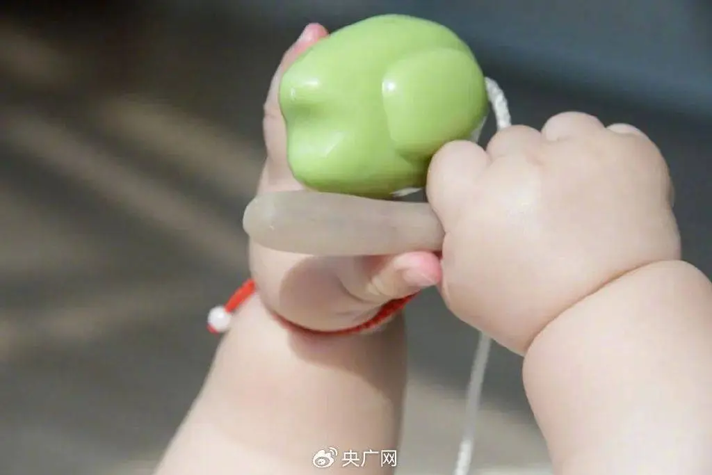 3 岁以下宝宝没人带？浙江一公办幼儿园开设乳儿班，家长可随时监控  第2张