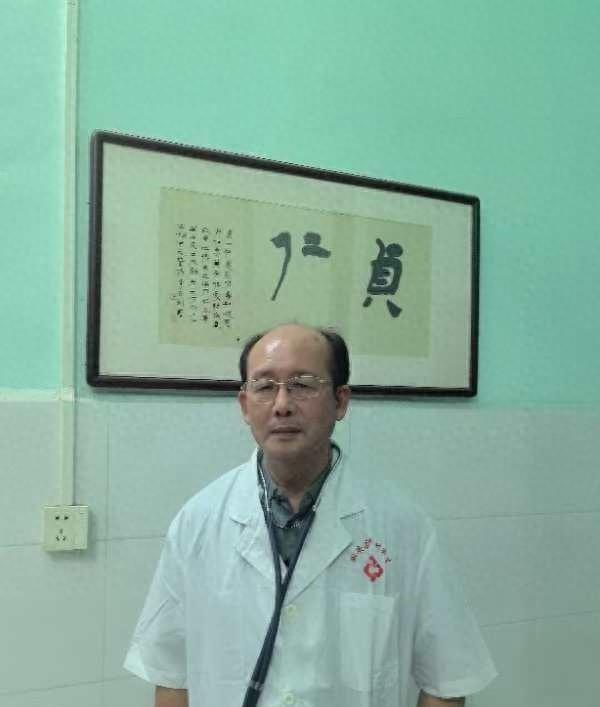 30 余年坚守！他用医术和爱心，守护乡村健康