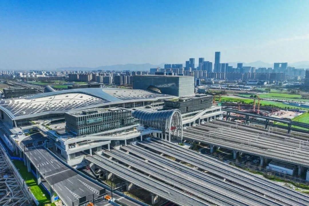 盐泰锡常宜铁路全线环评报告获批，未来可接入湖杭高铁，杭州西站可开行列车往返多地  第1张