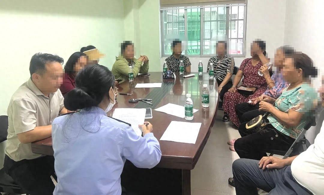 75 万补偿款引发亲兄妹反目，骨肉至亲为何形同水火？